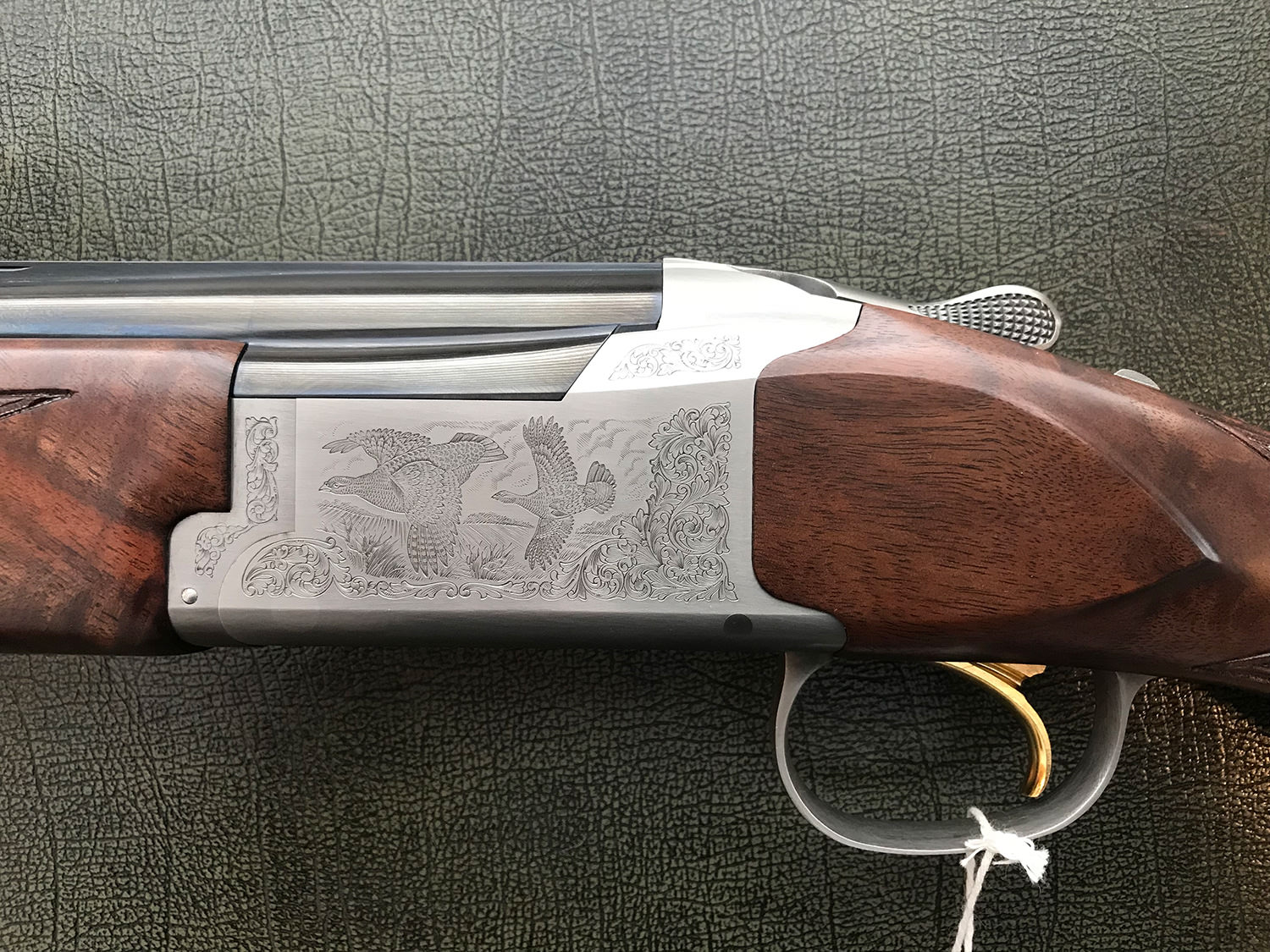 Browning B725