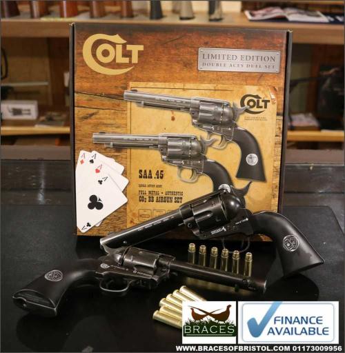 Firearm: Umarex Colt Saa .45-5.5 Double Aces