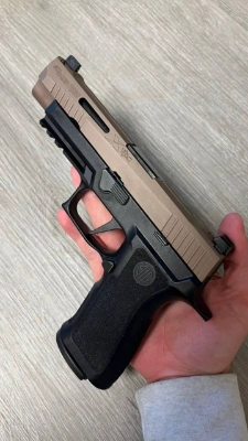 DEFAULT_GUN