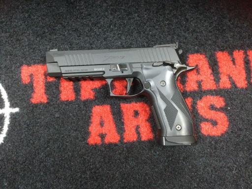DEFAULT_GUN