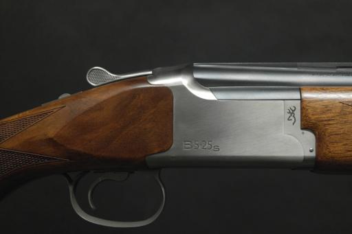 Firearm: Browning B525 Sporter I