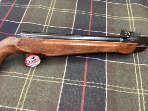 DEFAULT_GUN