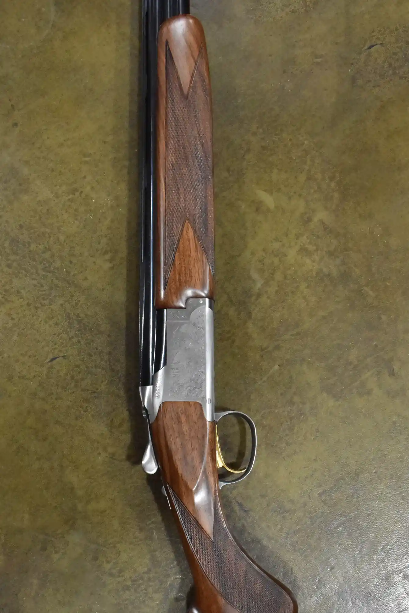 Browning B725