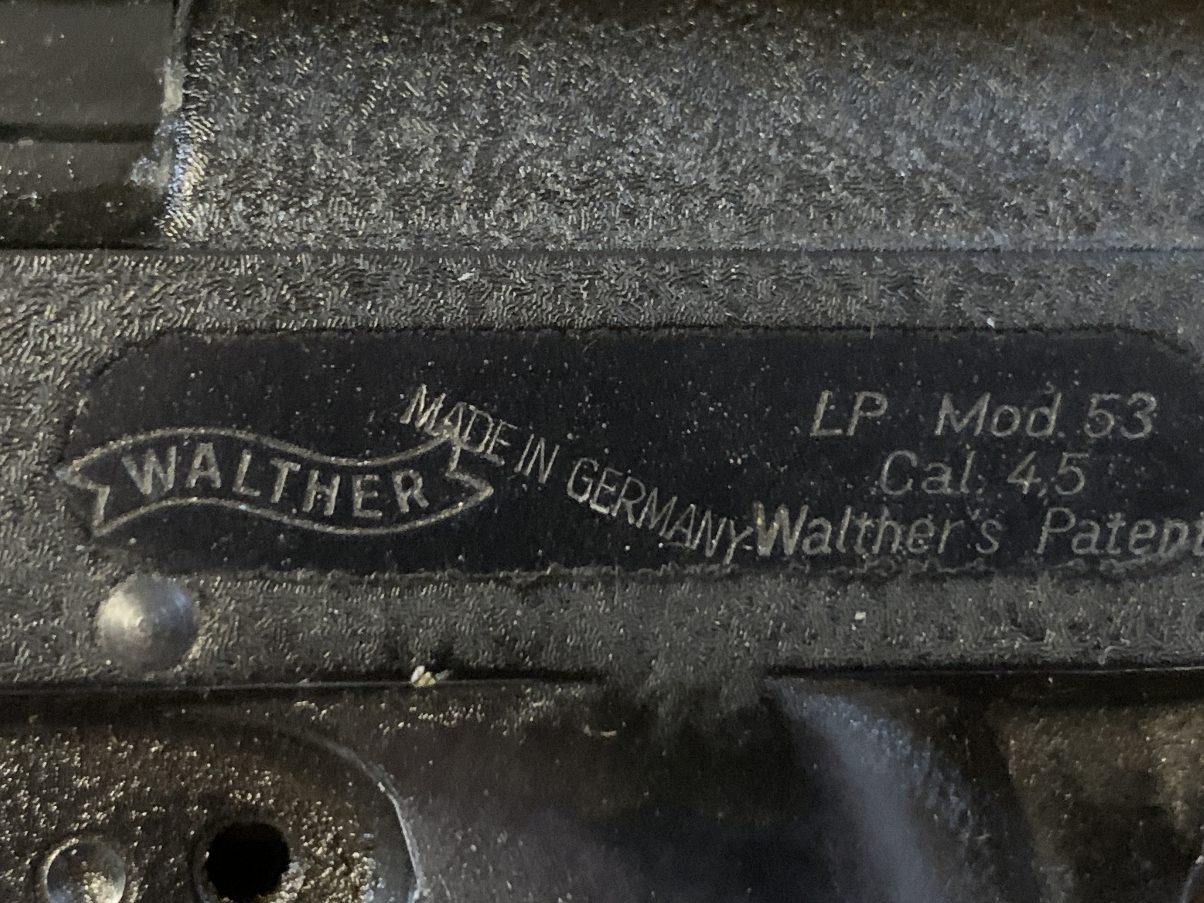 DEFAULT_GUN