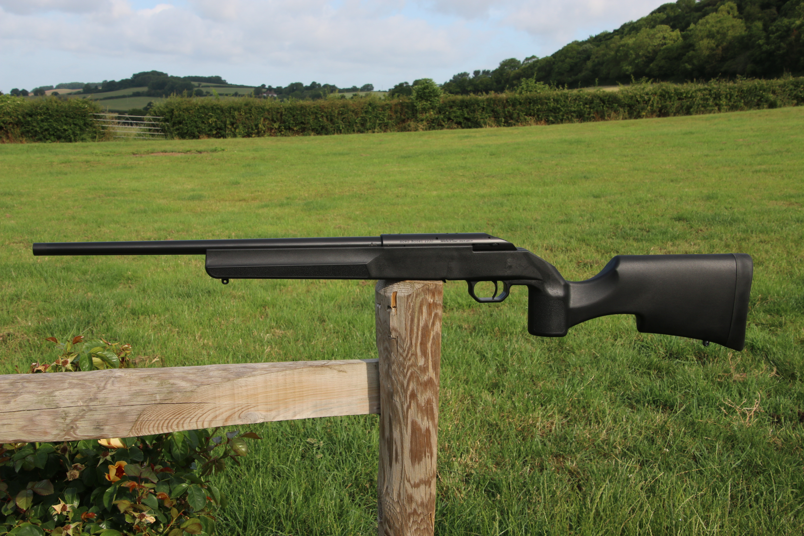 Howa M1100