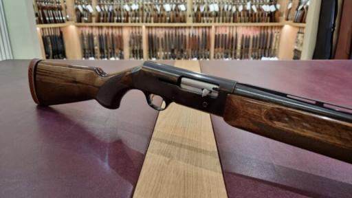 Firearm: Browning B80 