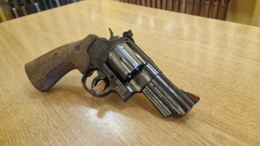 DEFAULT_GUN