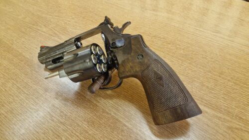DEFAULT_GUN