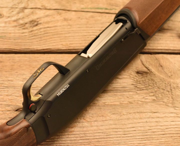 Browning Maxus