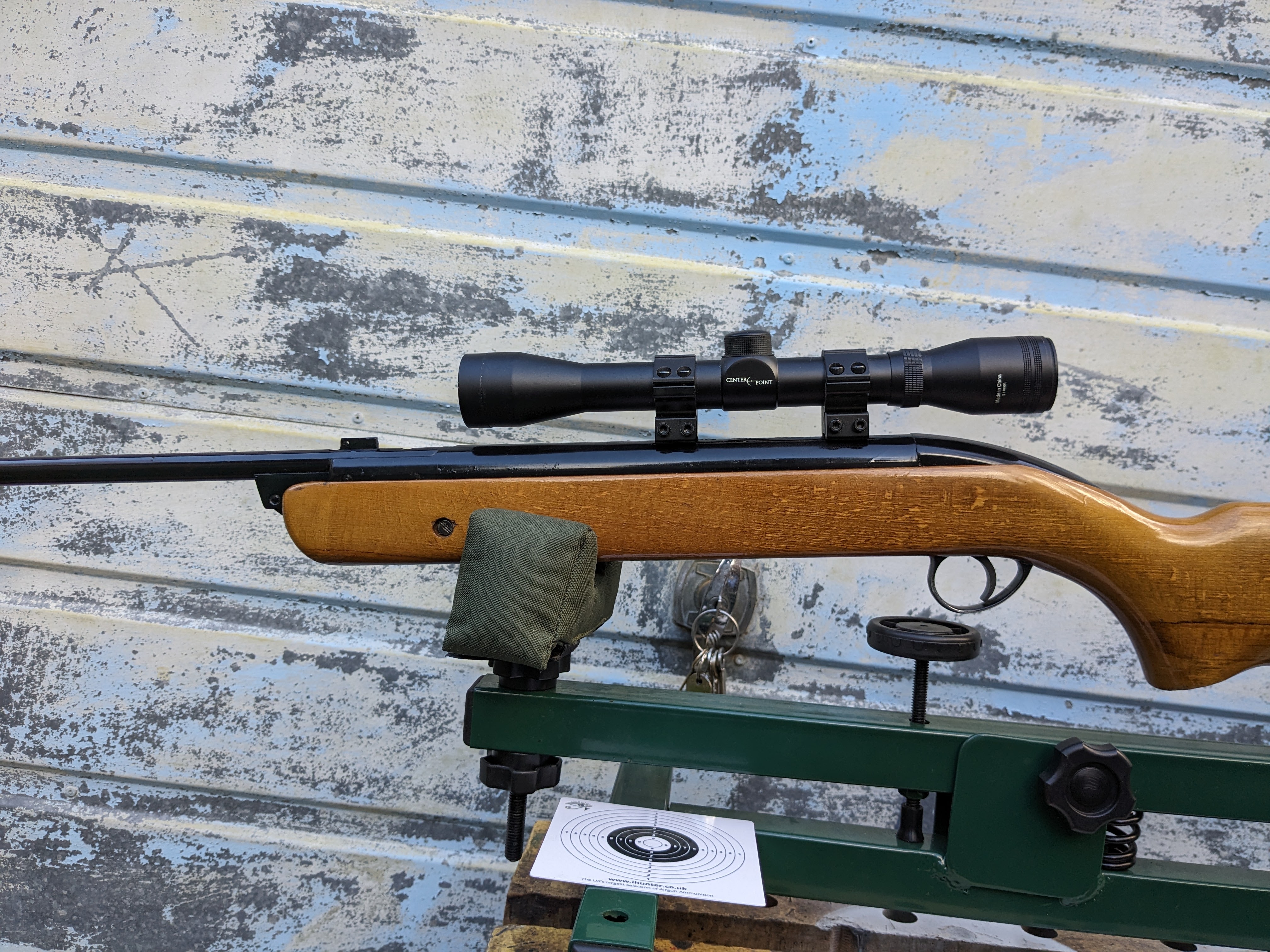 DEFAULT_GUN