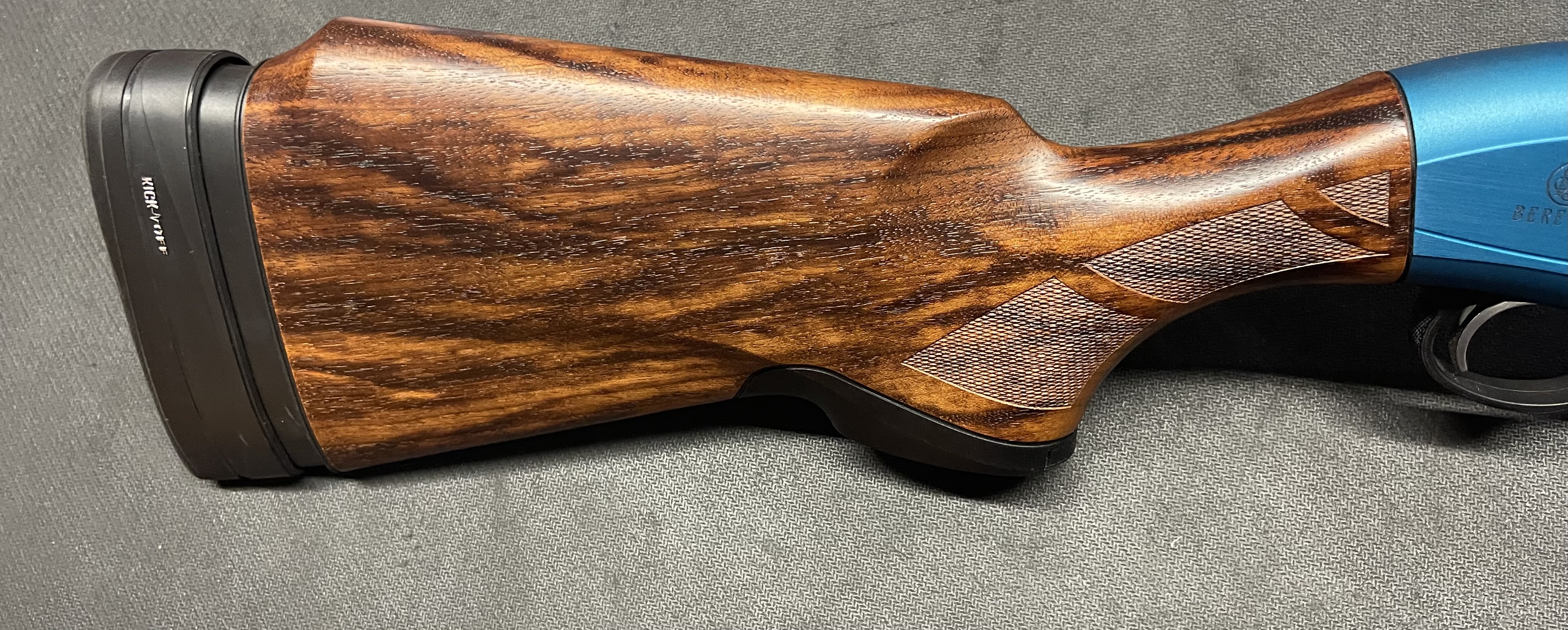 Beretta A400