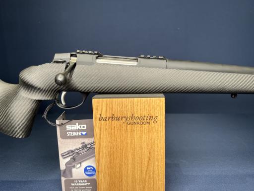 Firearm: Sako 90 Peak carbon stainless carbon fibre