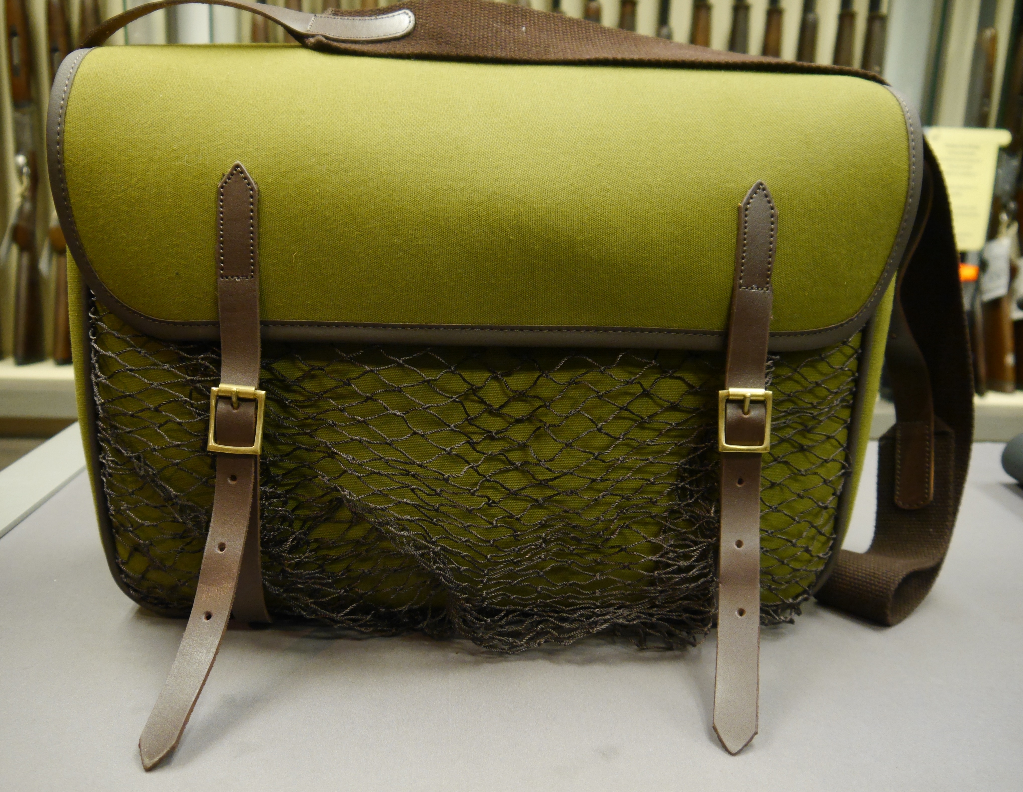 Green Game bag with Leather Trim