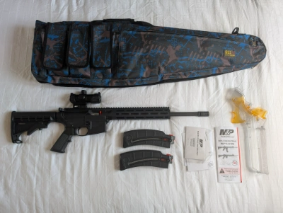 Firearm: Smith and Wesson MandP 15-22 Sport