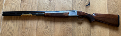 Firearm: Browning B525 