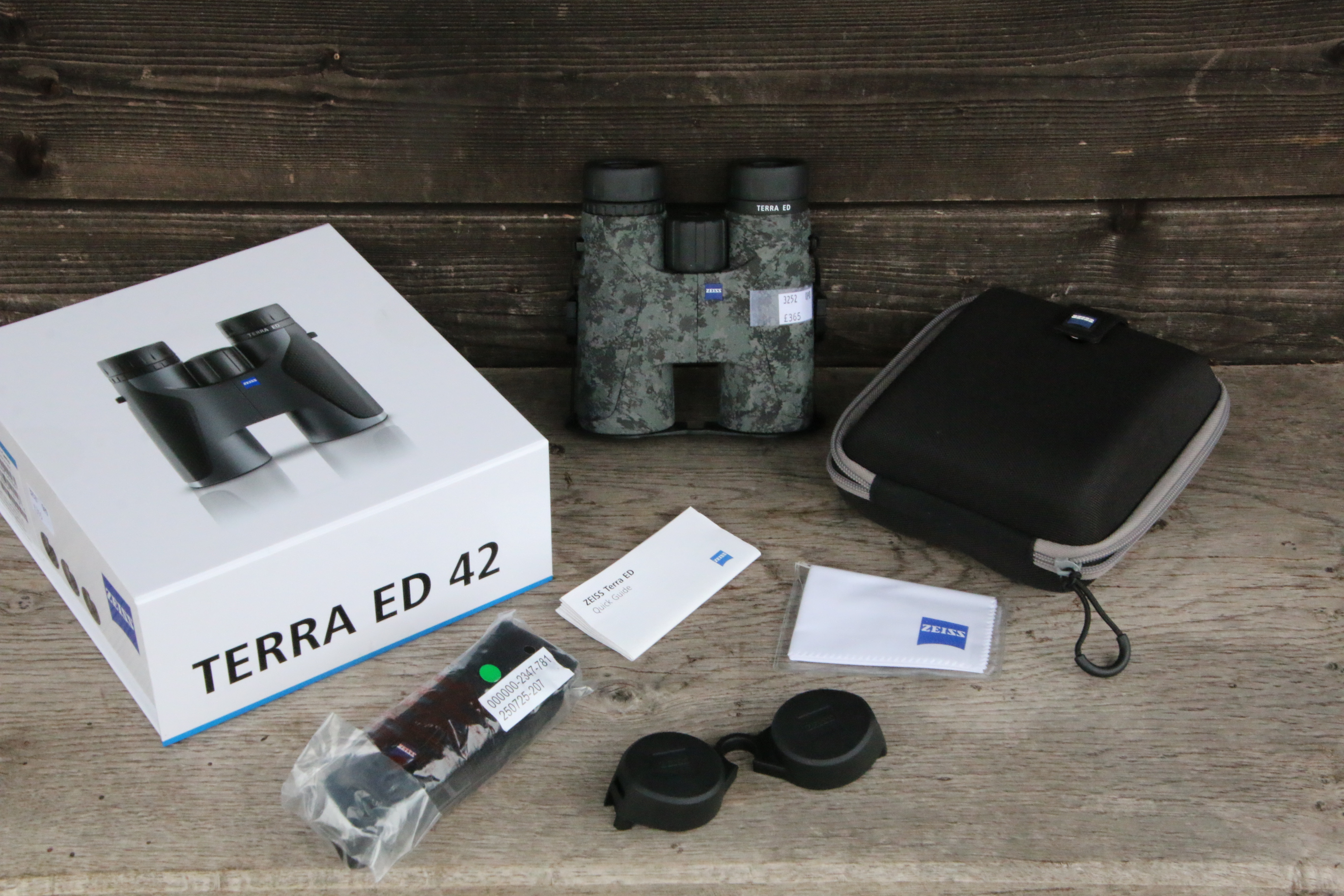Zeiss Terra