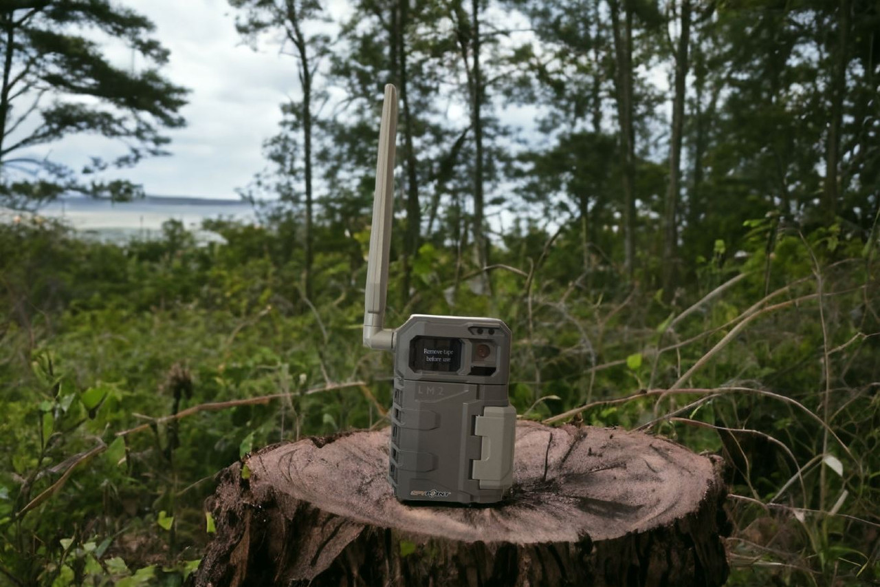 Spypoint LM2 Cellular Trail Cam 20MP