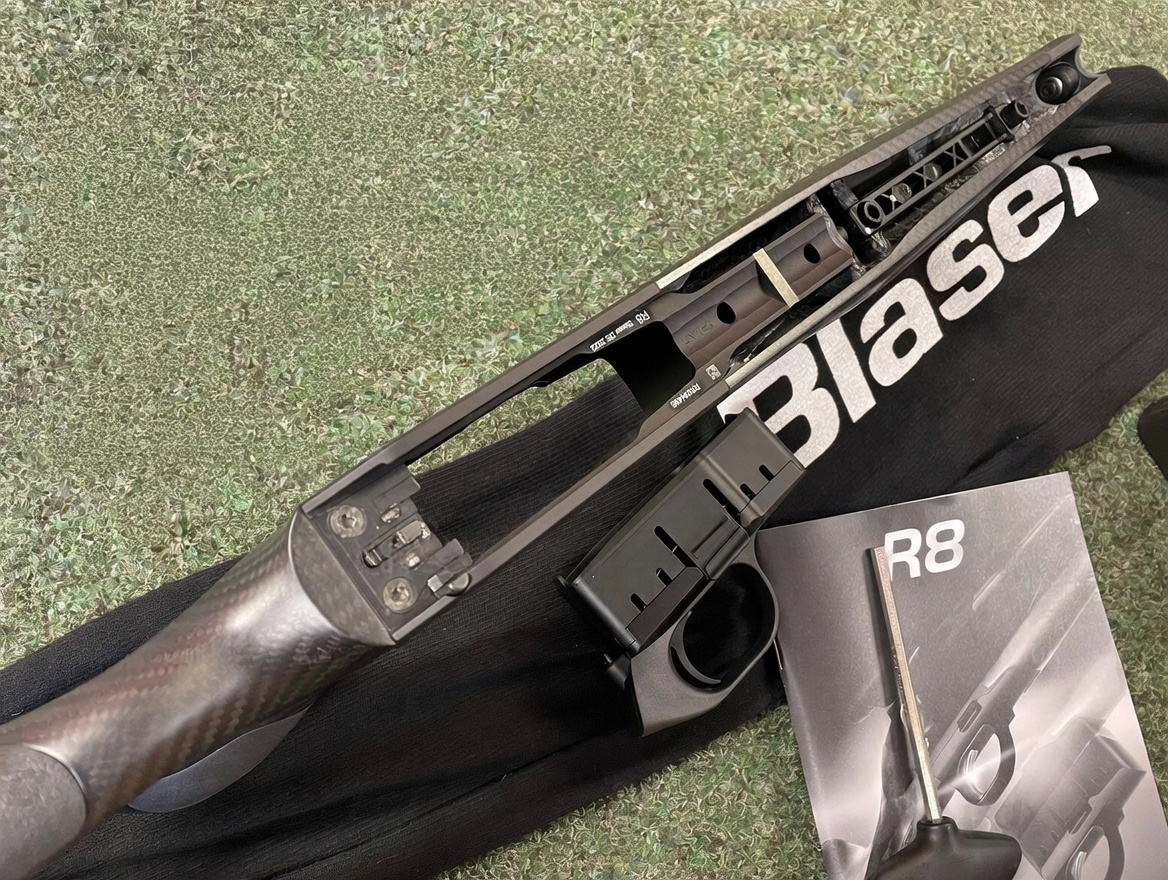Blaser R8