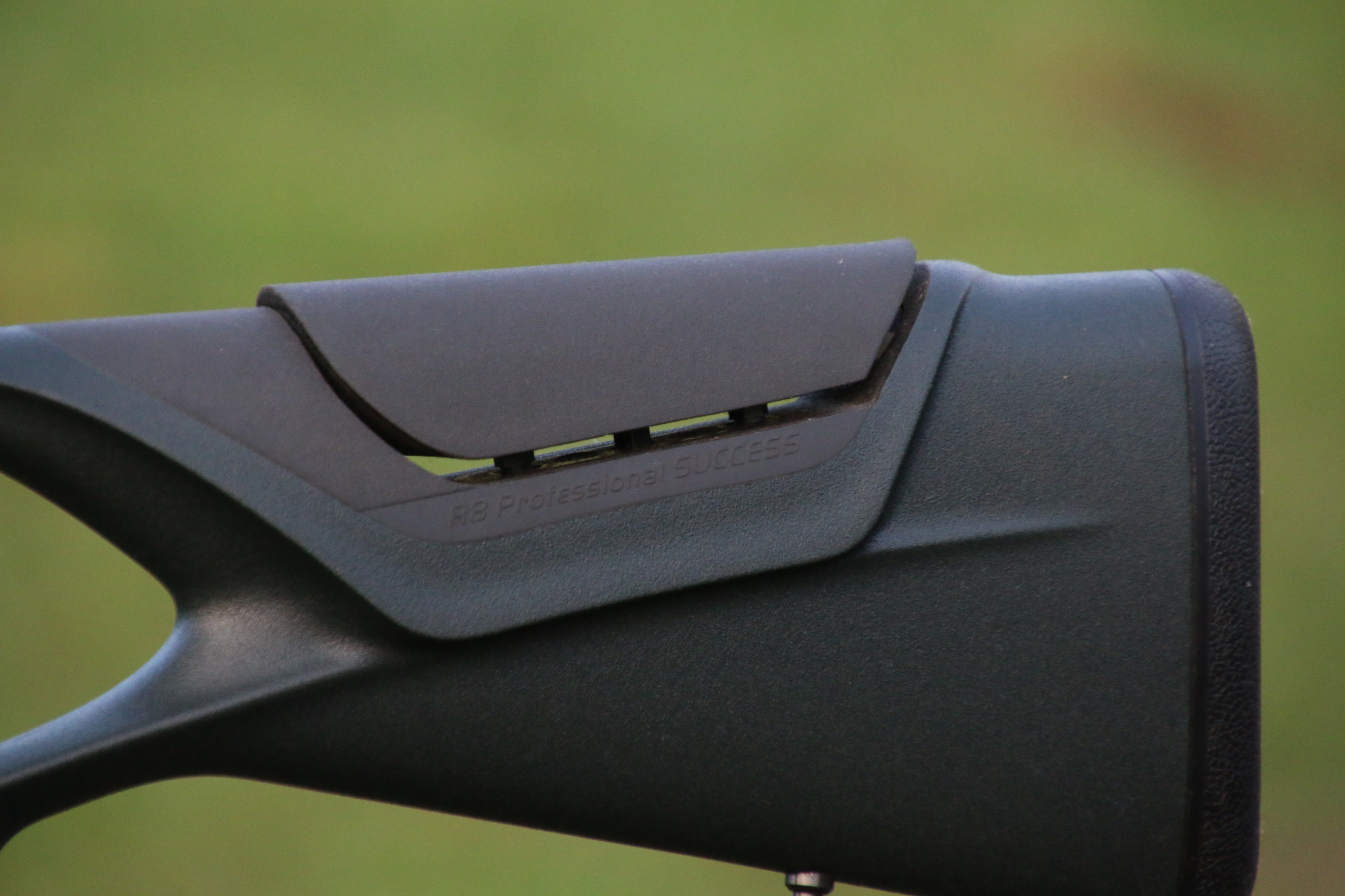 Blaser R8