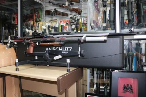 Firearm: Anschutz 9015 