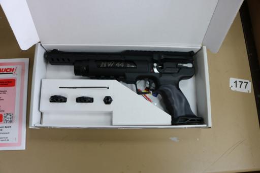 Firearm: Weihrauch HW 44 