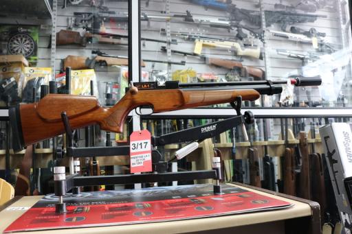 Firearm: Prestige Air Gun Co LX 1