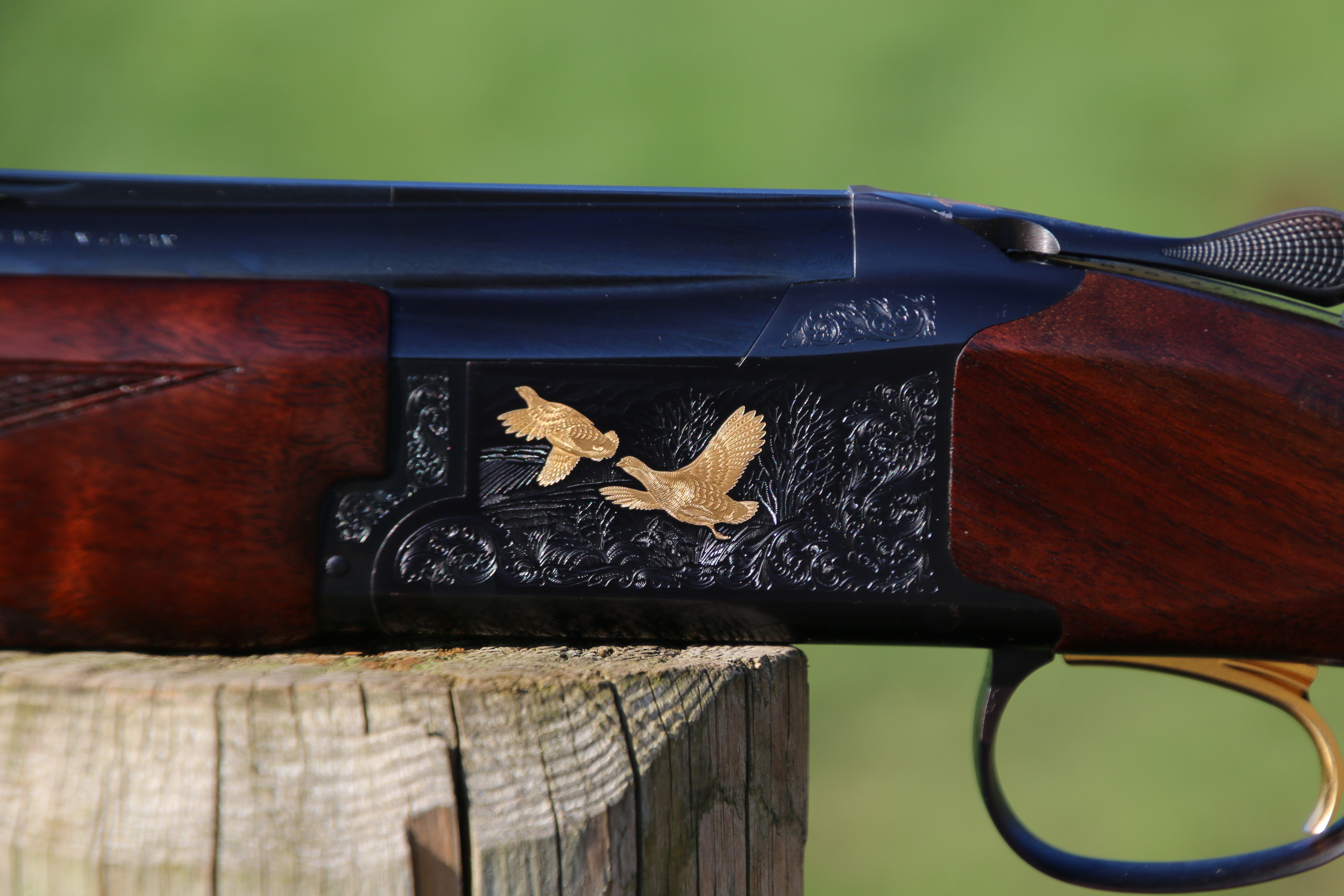 Browning B725