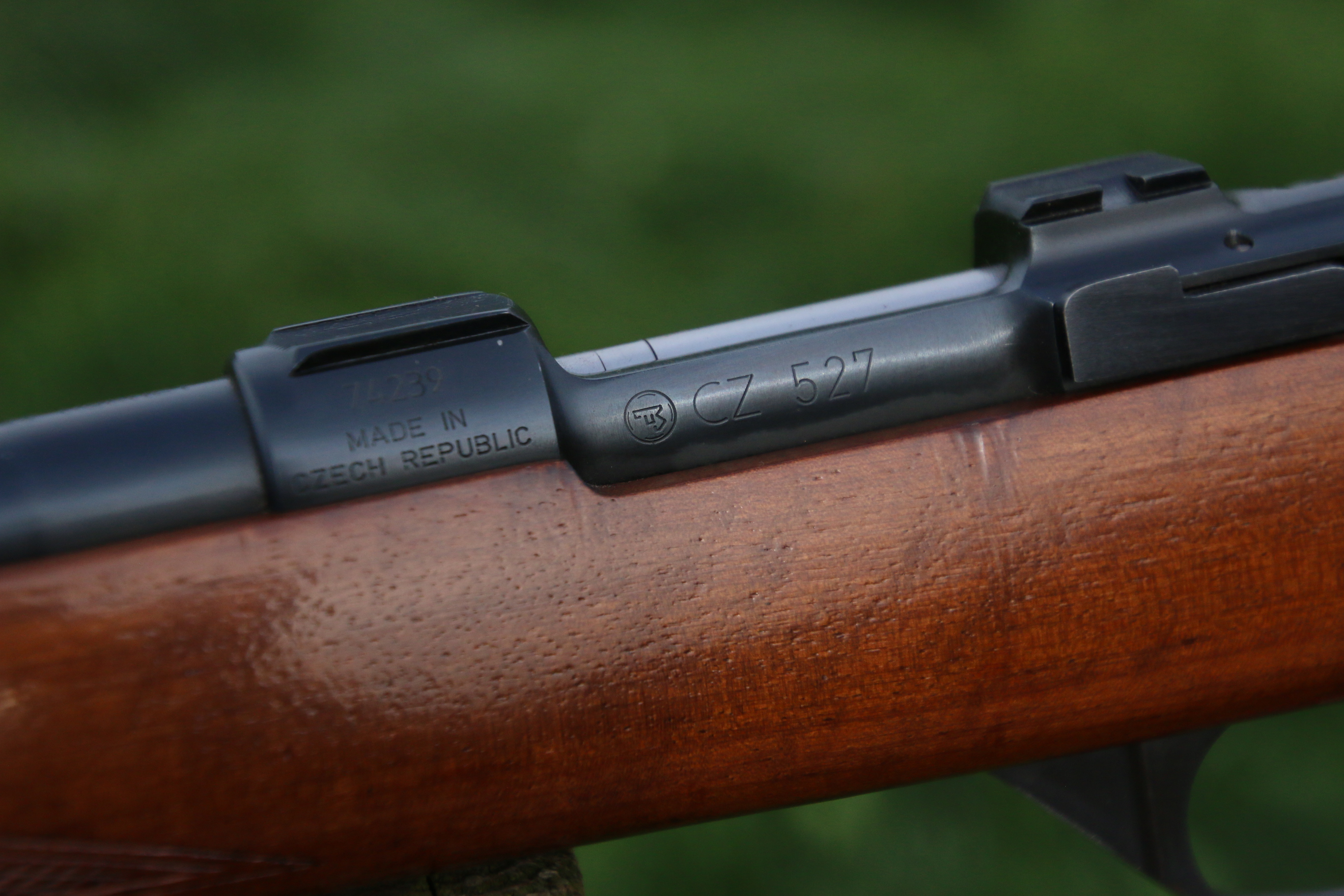 CZ 527