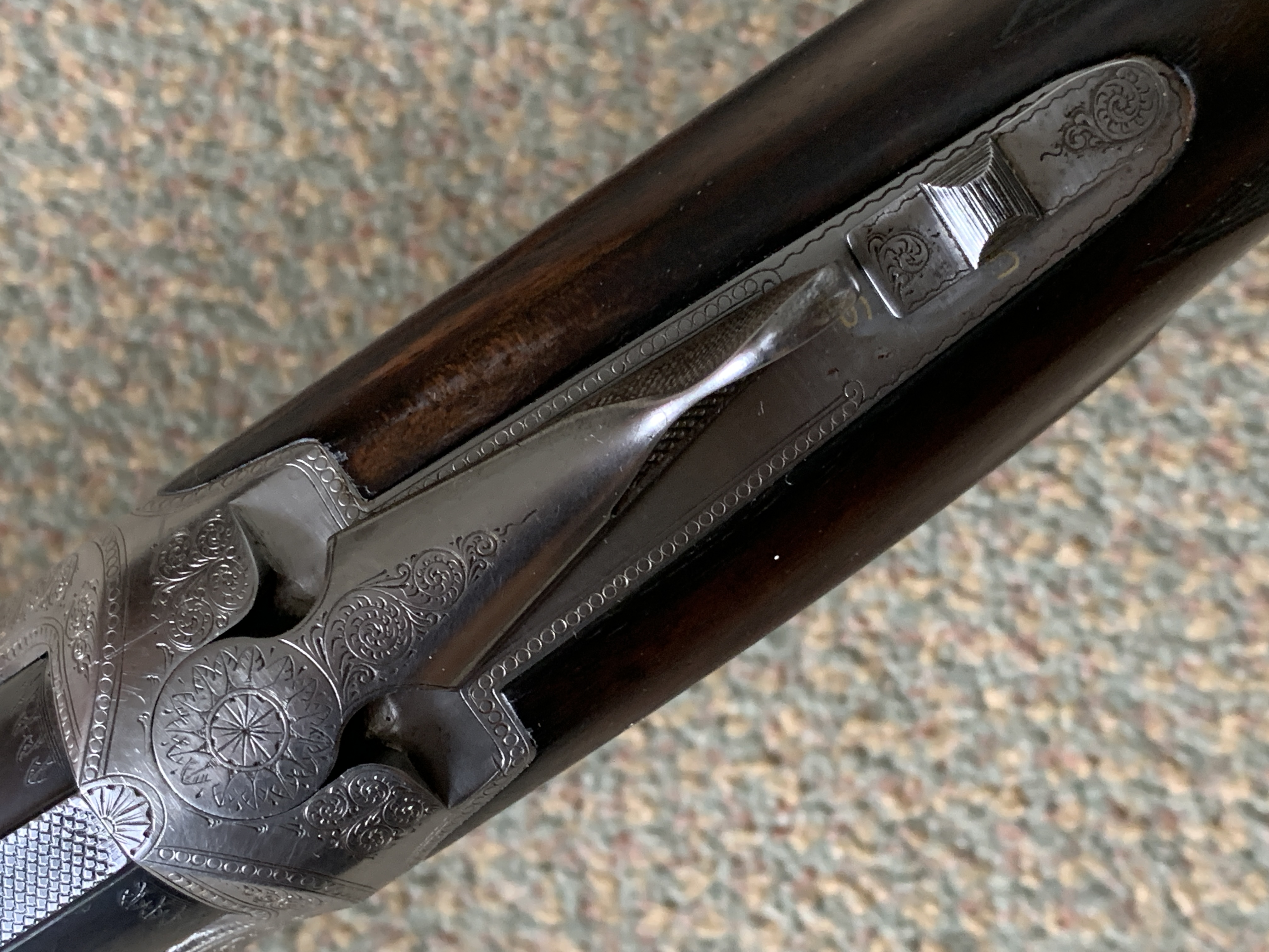 Browning B25