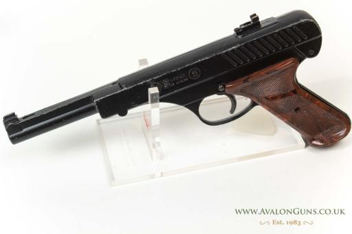 Firearm: Crosman V300 