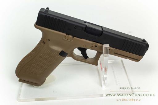 Firearm: Umarex Glock 17 Gen 5 Coyote