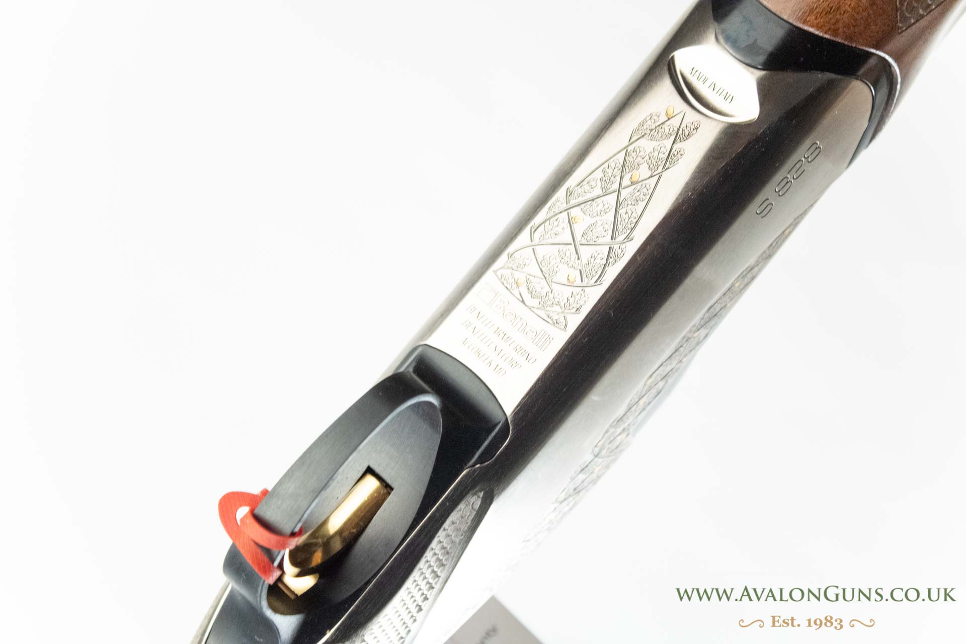Benelli 828
