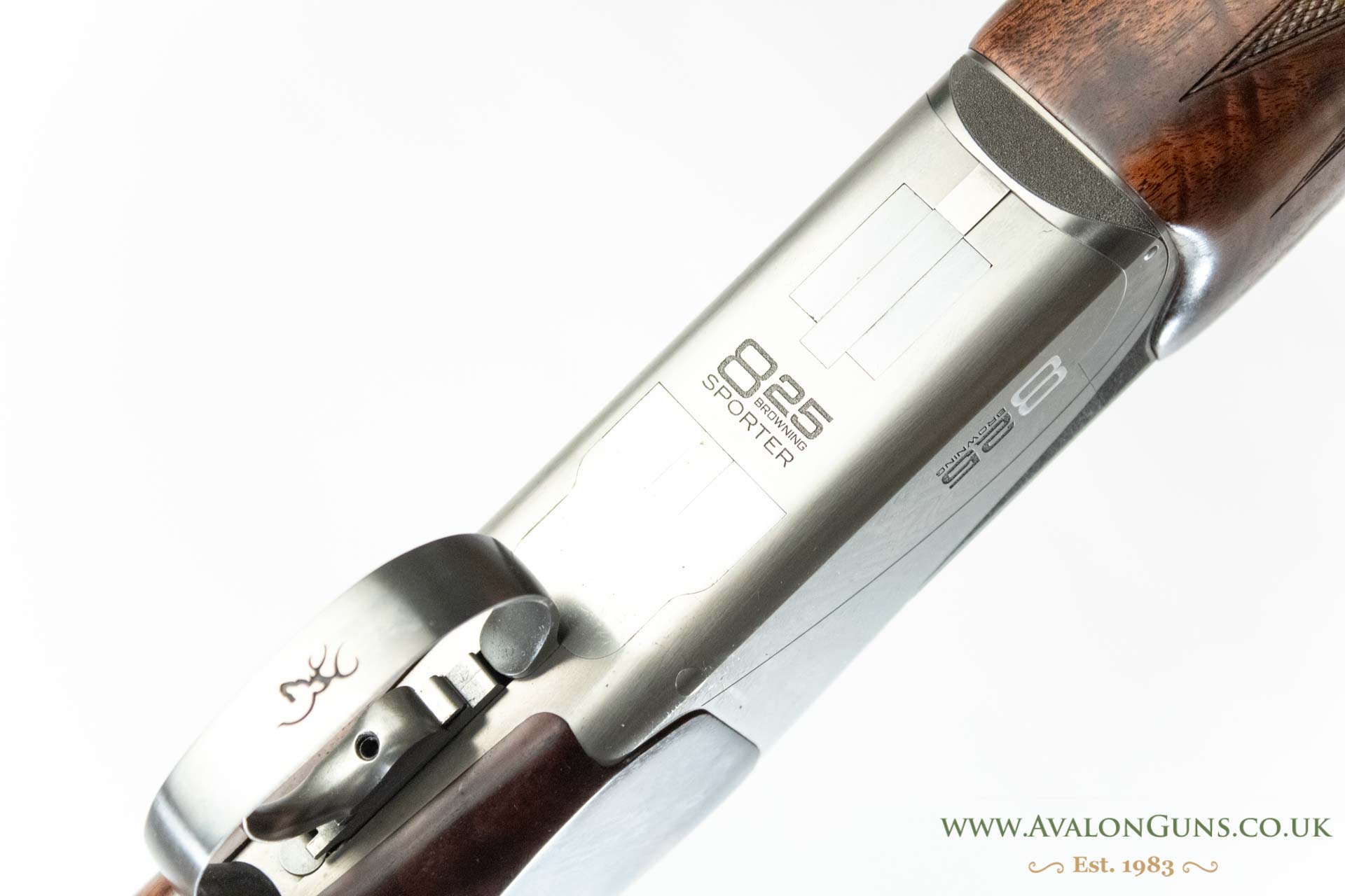 Browning B825