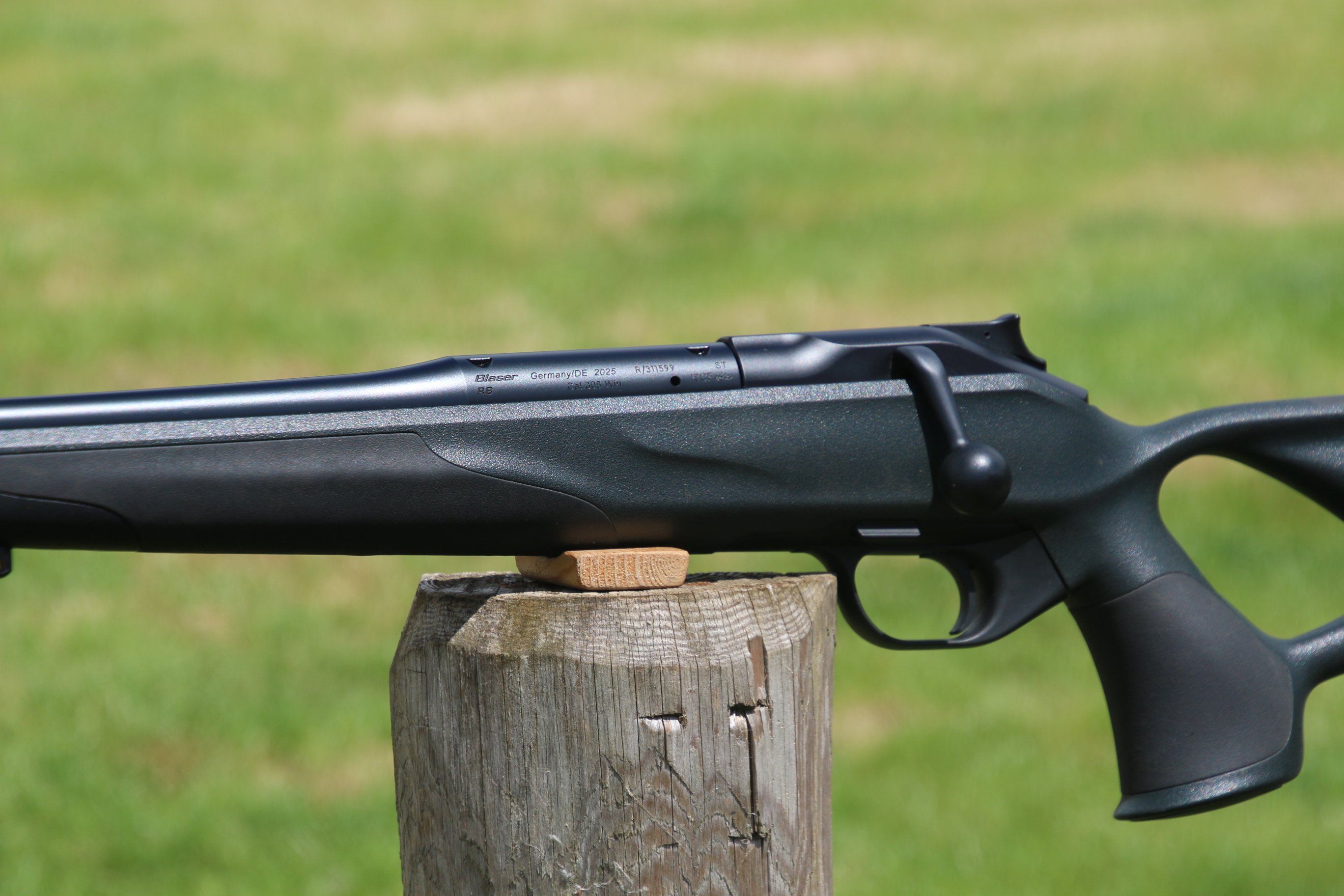 Blaser R8