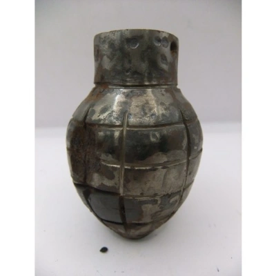 Firearm: French Citron Foug Modele 1916 fragmentation grenade 