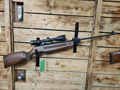 Firearm: Edgar Brothers MOD 60 