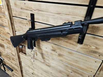 Firearm: Crossman Diamondback 