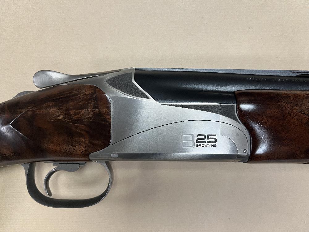 Browning B825
