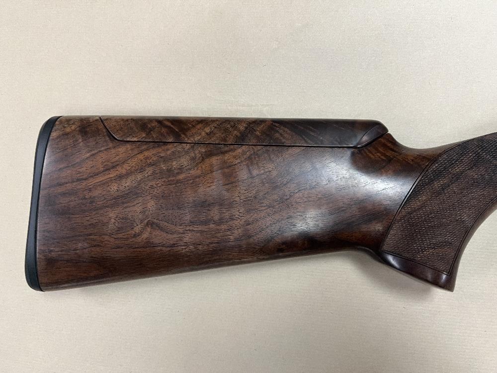 Browning B825