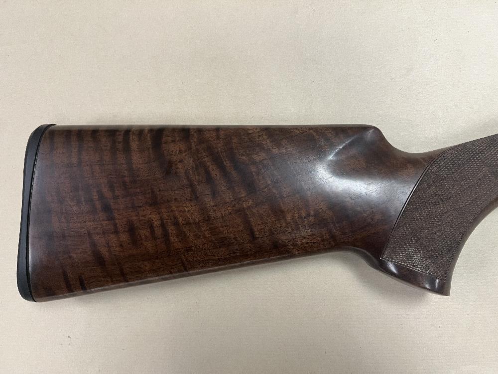 Browning B825