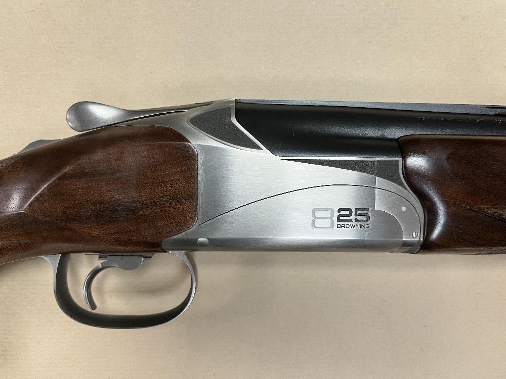 Browning B825