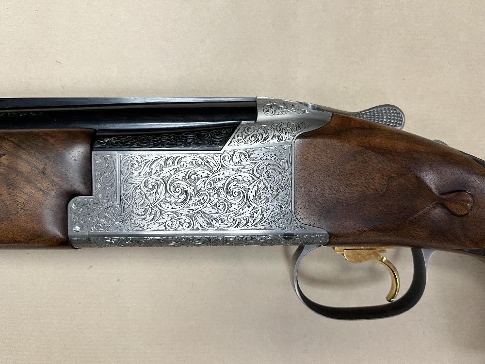 Browning B725