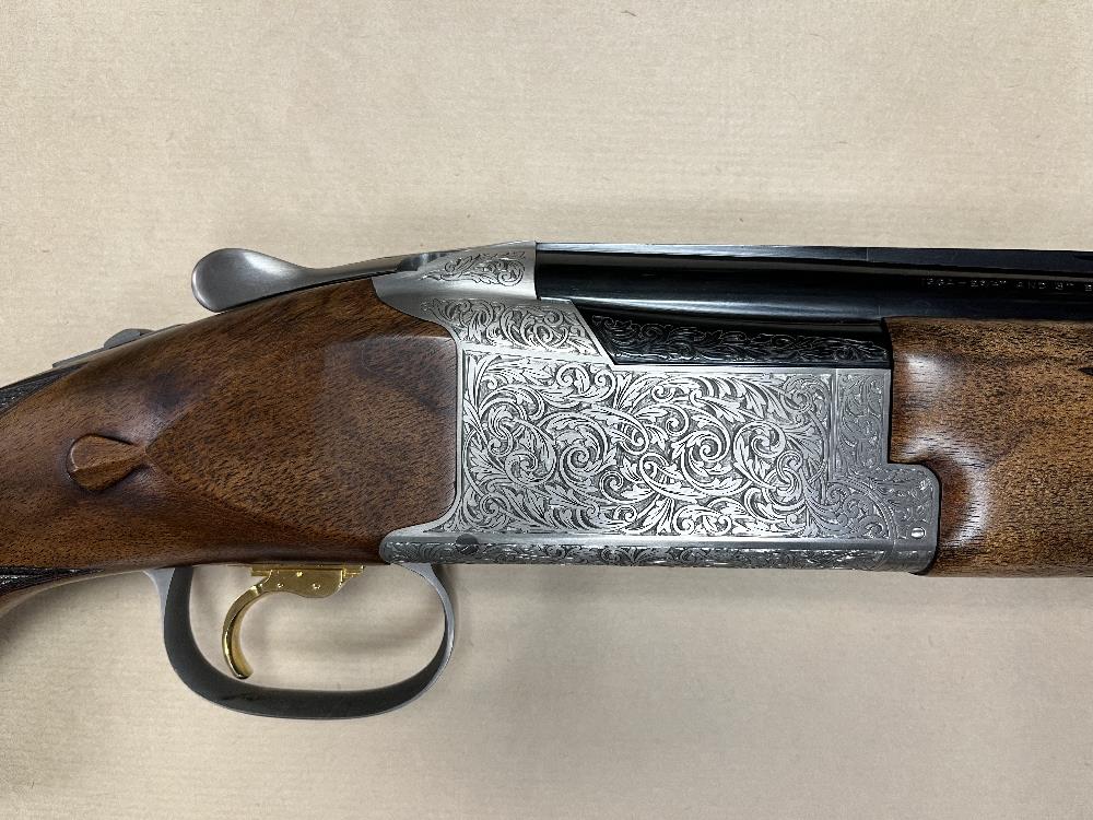 Browning B725