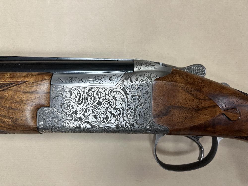 Browning B725
