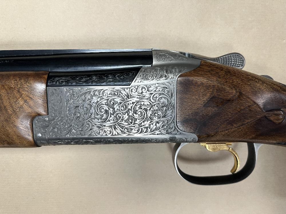 Browning B725