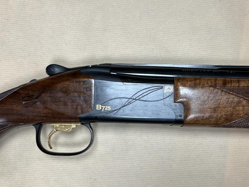 Browning B725