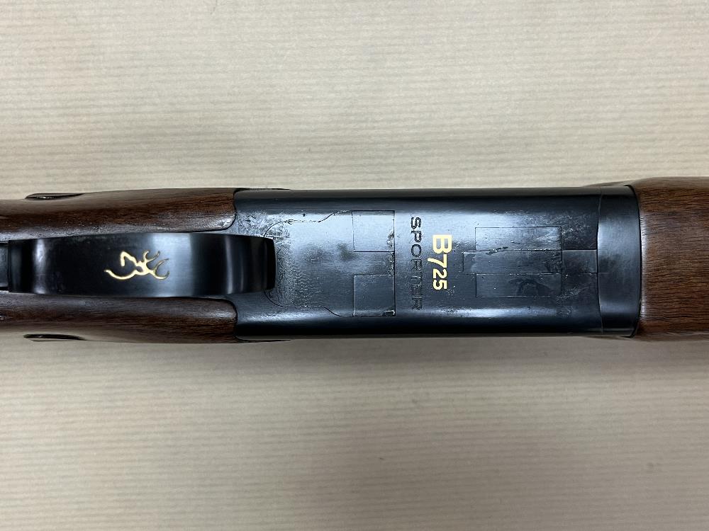 Browning B725