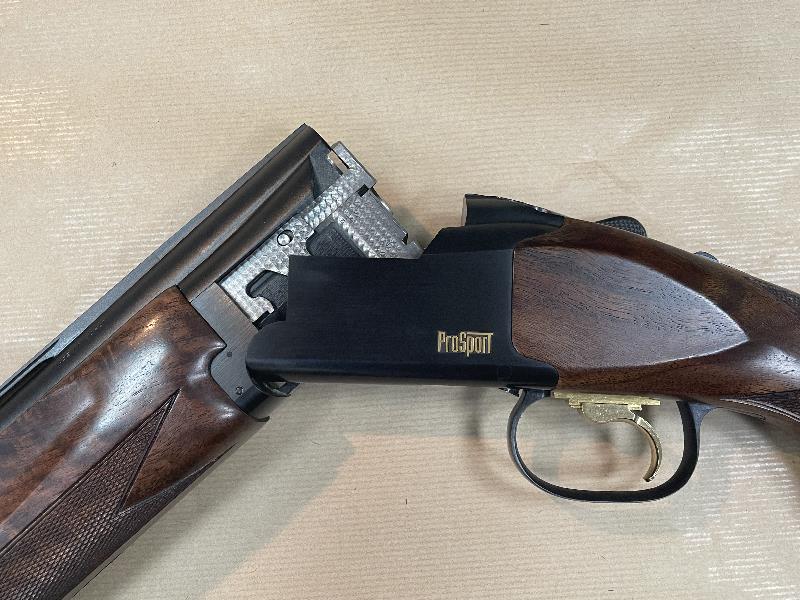 Browning B725