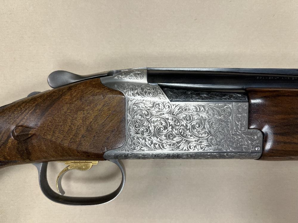 Browning B725