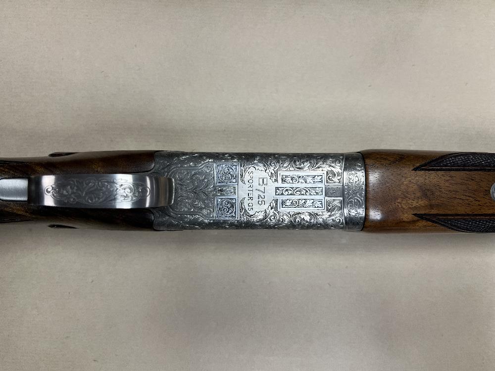 Browning B725